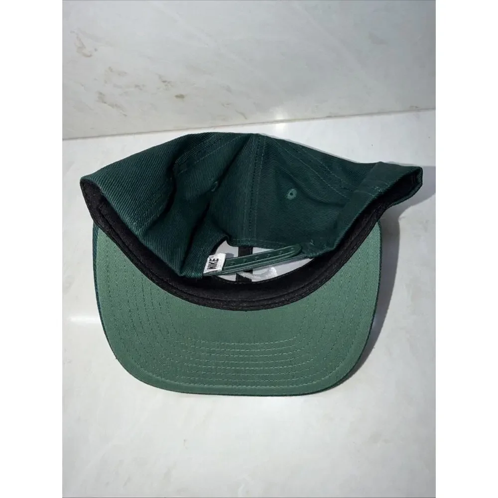 Vintage Nike Hat Cap Green Center Swoosh Snap Back White Tag F5-01-04-CCH #56323